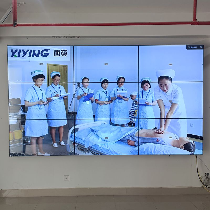 西英助力福建莆田某学校46寸壁挂3X3液晶拼接屏项目